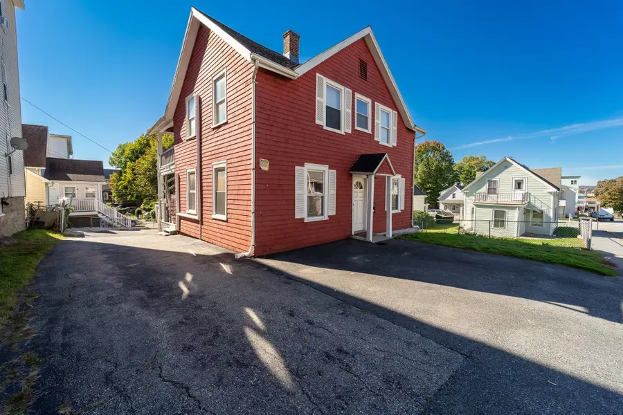 12 Chrome St, Worcester, MA 01604 - #3