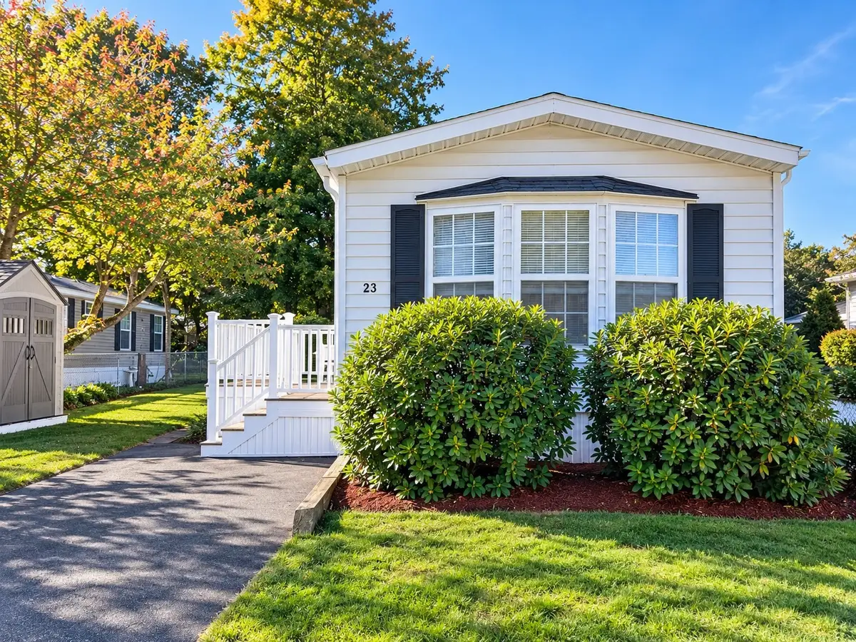 23 Chesapeake Rd, Holbrook, MA 02343 - #1