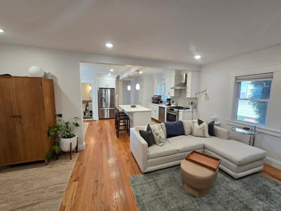 26 Porter St #1, Somerville, MA 02143 - #3