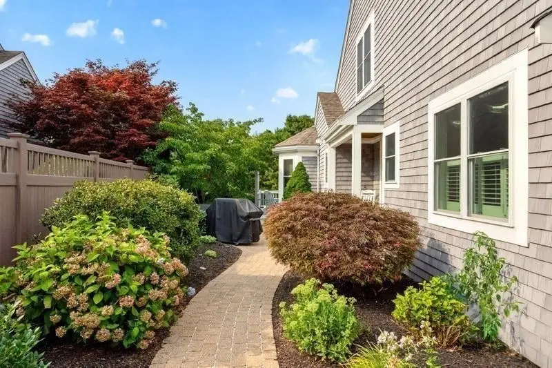 5 Alice Mullens Way #5, Plymouth, MA 02360 - #3