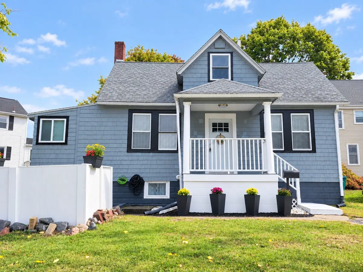 2 Ingalls St, Woburn, MA 01801 - #1