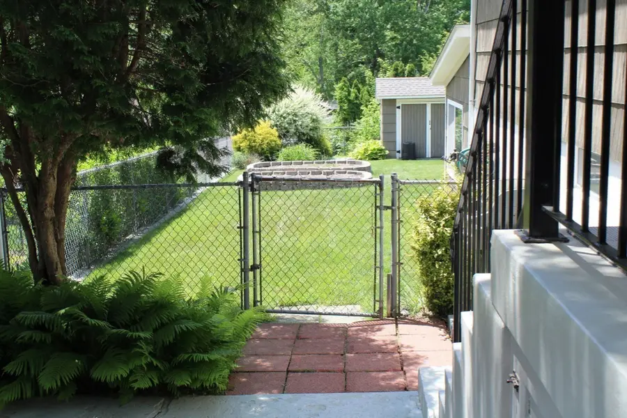 2A South Edlin, Worcester, MA 01603 - #3