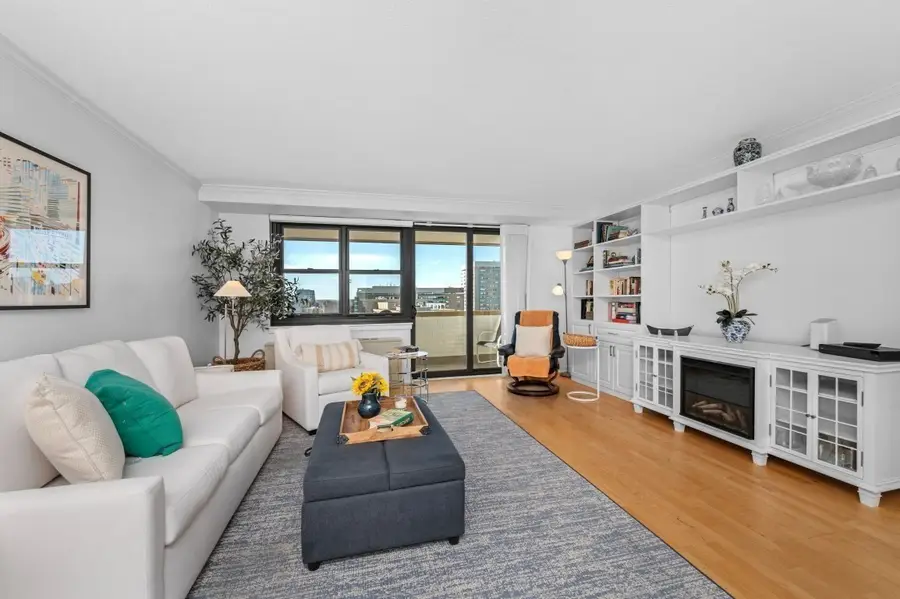 2 Hawthorne Place #15R, Boston, MA 02114 - #2