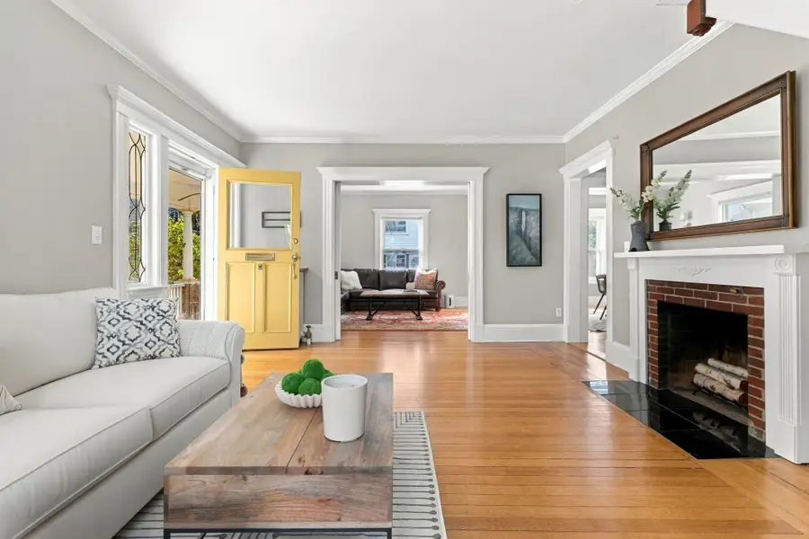 36 Renwick, Wakefield, MA 01880 - #2