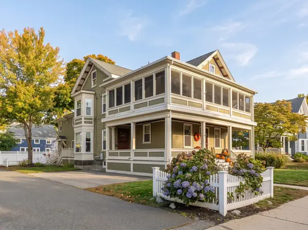 33 Vine St #2, Melrose, MA 02176