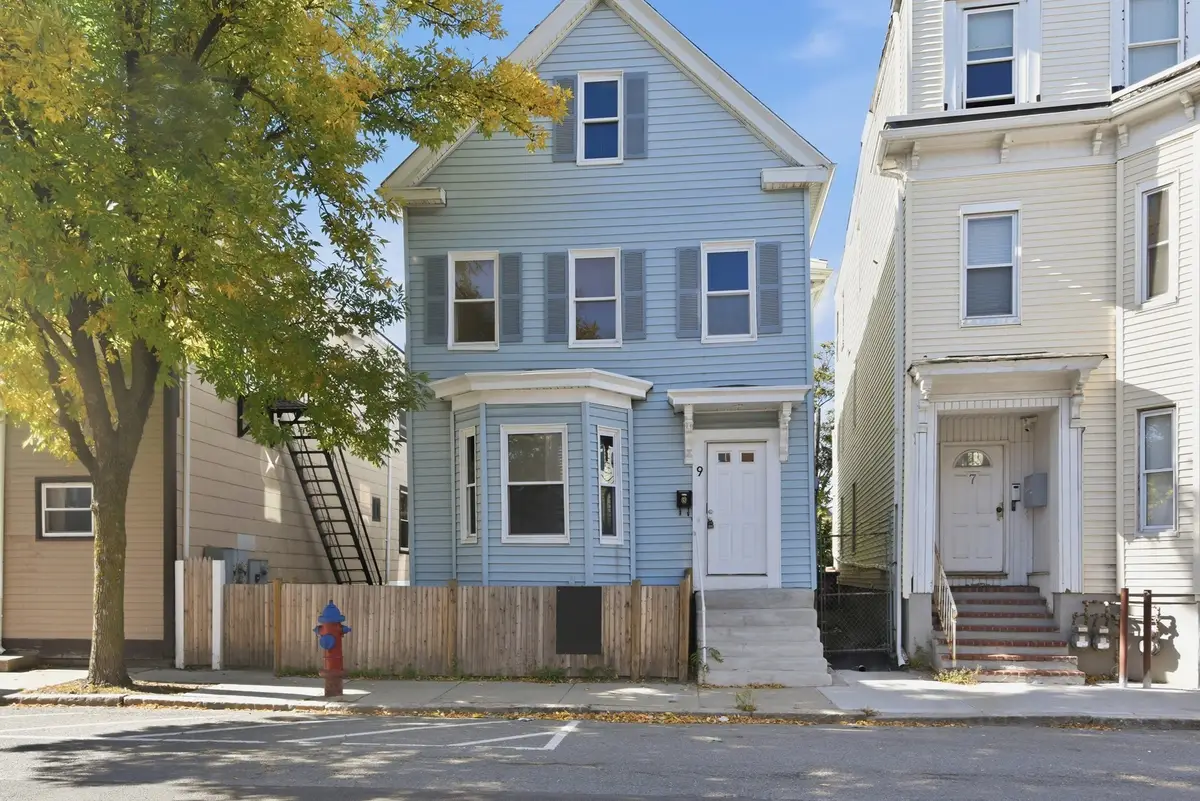 9 Cross St, Somerville, MA 02145 - #1