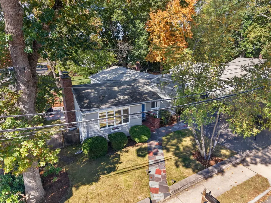 23 Birch Rd, Waltham, MA 02451 - #2
