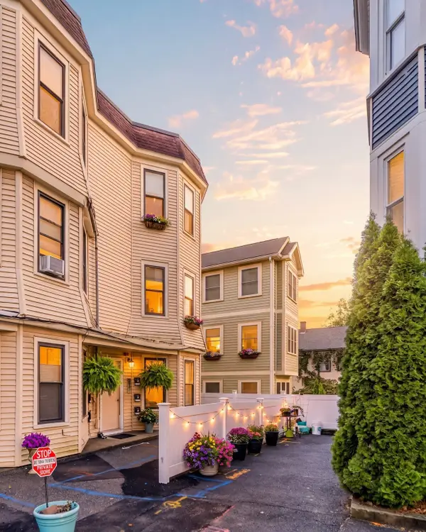 20 Atwood Square #5, Boston, MA 02130