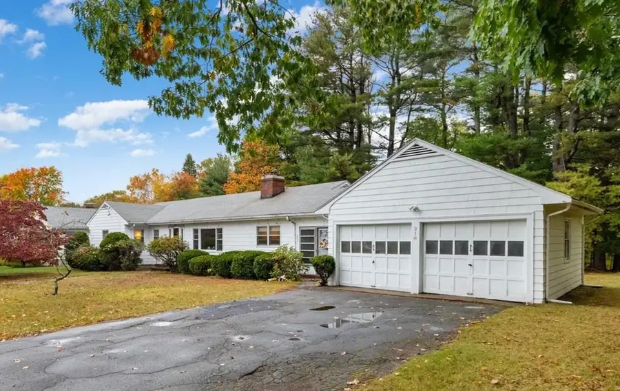 218 Lowell St, Wakefield, MA 01880 - #2
