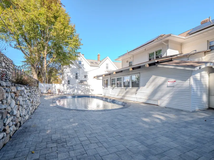 16 Morningside Rd, Worcester, MA 01602 - #3