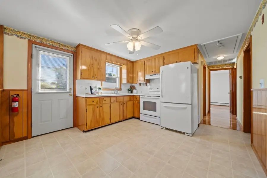 2 Wolcott Road, Saugus, MA 01906 - #3