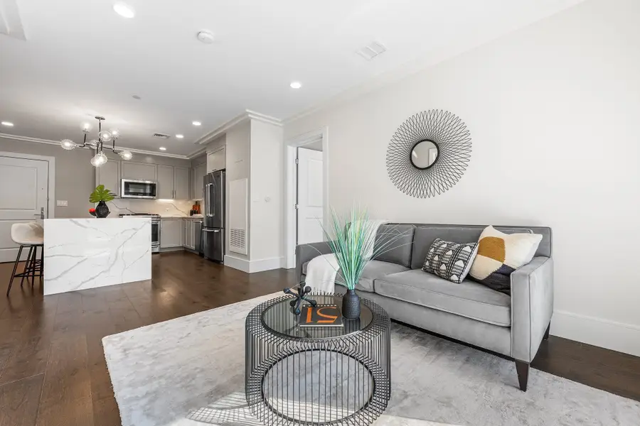 214 Market St #205, Boston, MA 02135 - #3