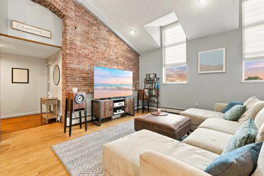 663 Boston St #7, Lynn, MA 01905 - #2