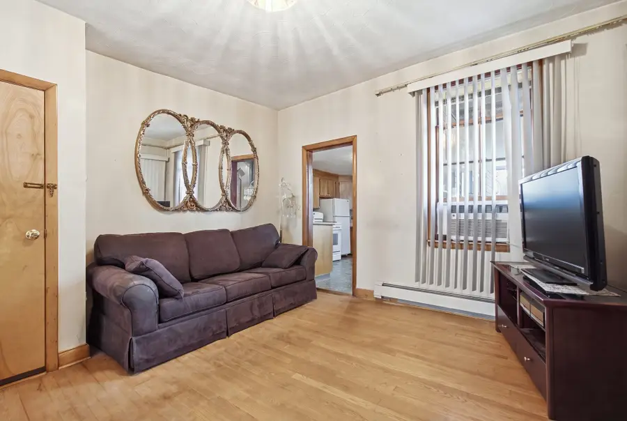 94 Chelsea St, Boston, MA 02128 - #2