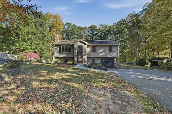 34 Clara Barton Road, Oxford, MA 01540