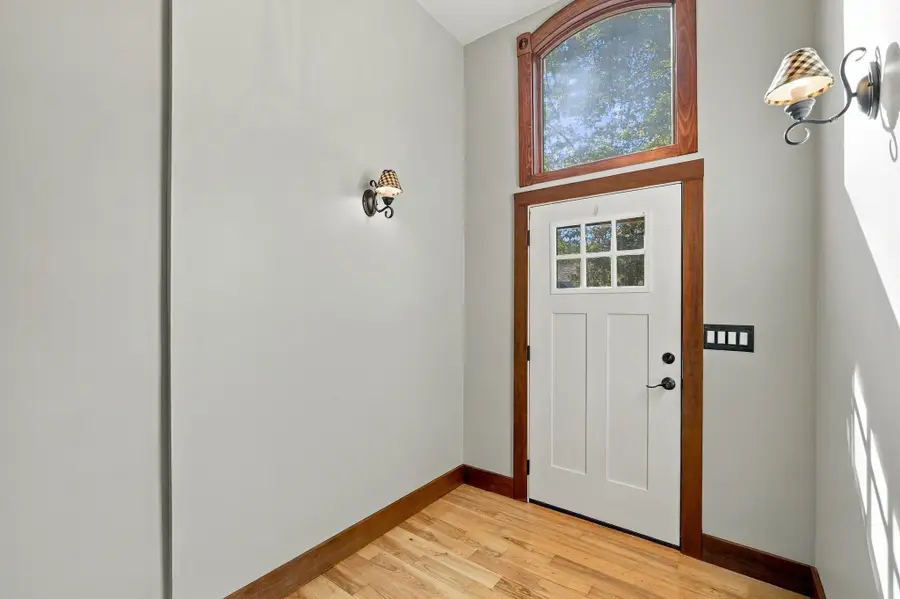 34 Clara Barton Road, Oxford, MA 01540 - #3