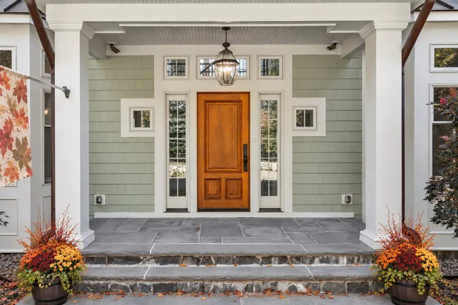 90 Applegrove Ln, Carlisle, MA 01741 - #3