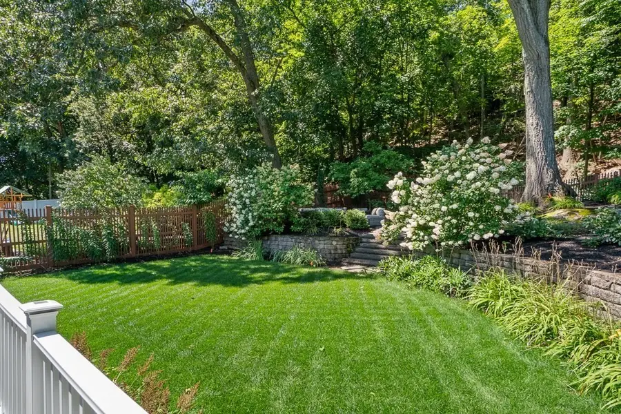 29 Robert Street, Wakefield, MA 01880 - #2
