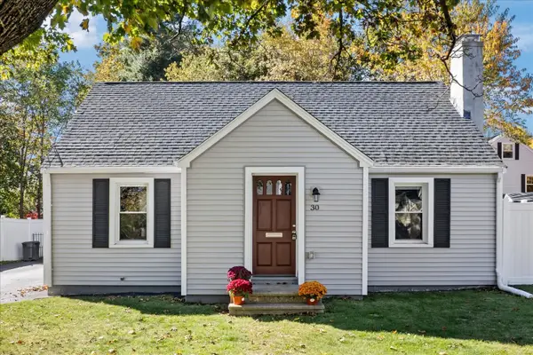 30 Calumet Ave., Worcester, MA 01606