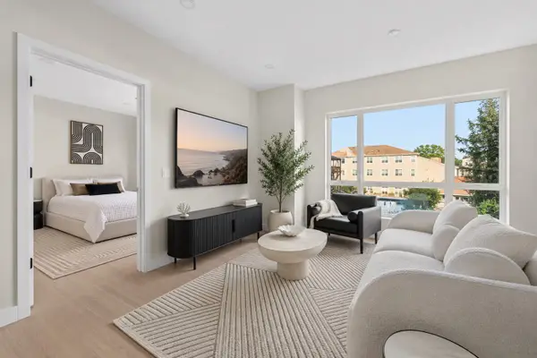 38 Old Colony Avenue #202, Quincy, MA 02170