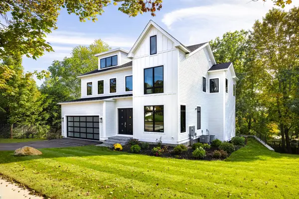 1230 Commonwealth Avenue, Newton, MA 02465