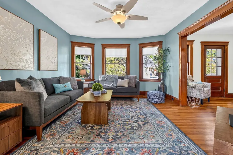 1540 Centre St #2, Boston, MA 02131 - #2