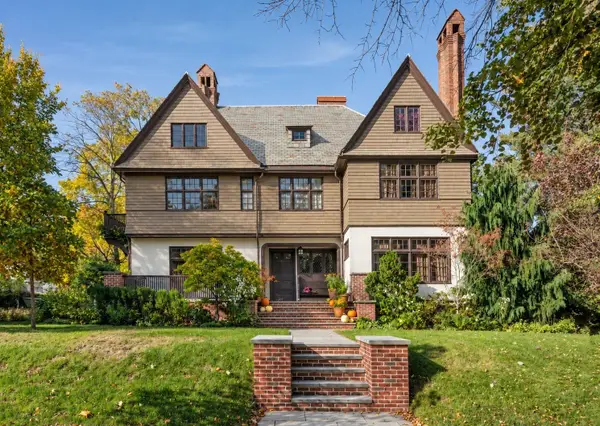 195 Brattle Street, Cambridge, MA 02138