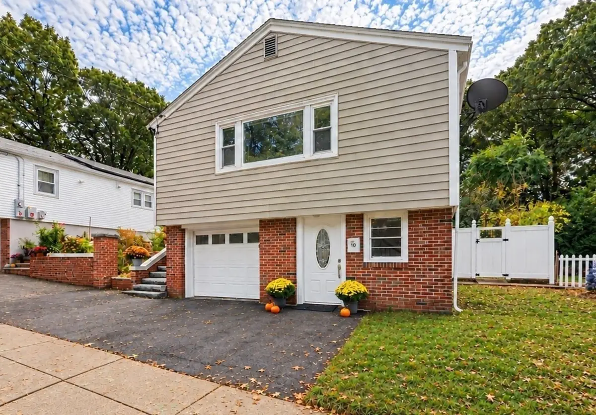 10 Ellswood Street, Boston, MA 02132 - #1