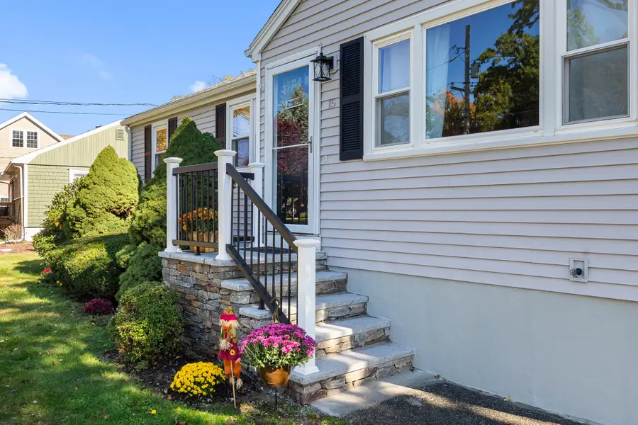 15 Carson Rd, Woburn, MA 01801 - #3