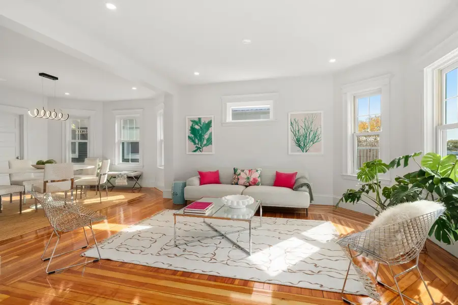 207 Summer St #3, Somerville, MA 02143 - #2