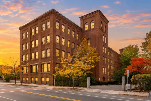 50 Rantoul St #511, Beverly, MA 01915