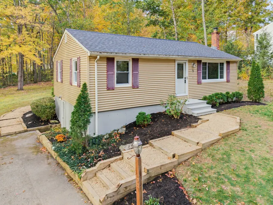 9 Merriam District, North Oxford, MA 01537 - #2