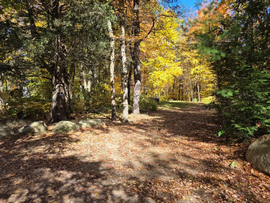 105 Mixter Rd, Holden, MA 01520 - #3
