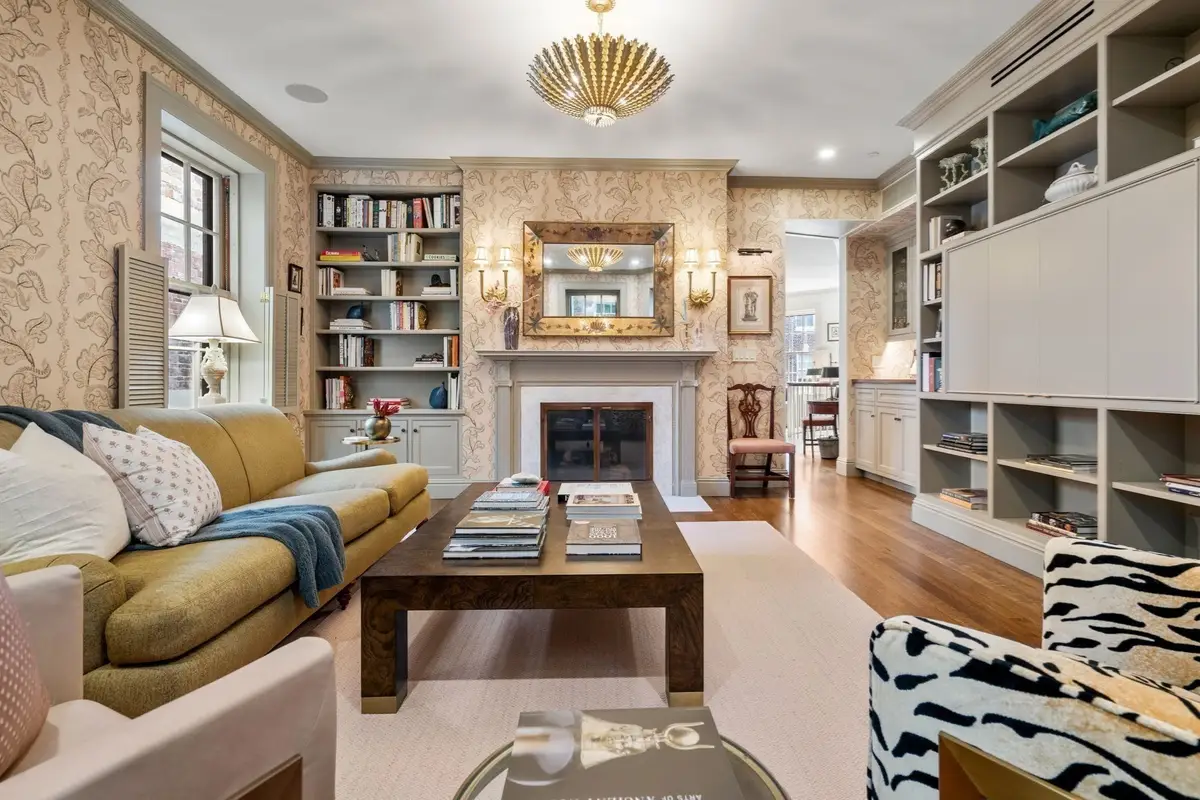 4 West Hill Place #4, Boston, MA 02114 - #1