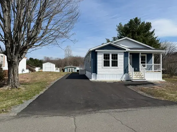 16 Asher Lane, Pepperell, MA 01463