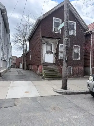 233 Princeton Street, Boston, MA 02128