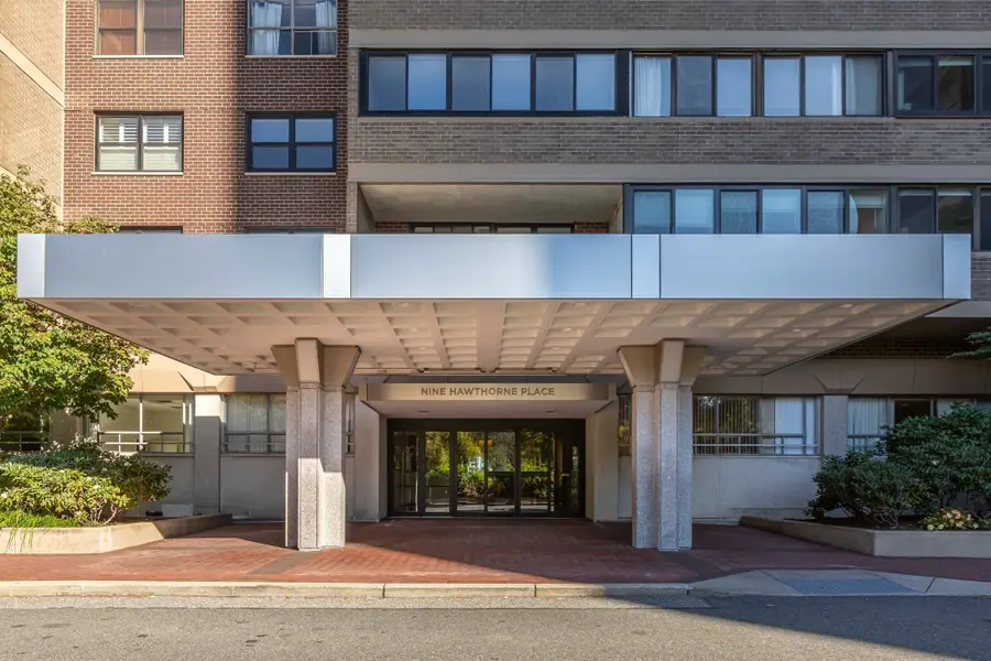 9 Hawthorne Place #7G, Boston, MA 02114 - #2