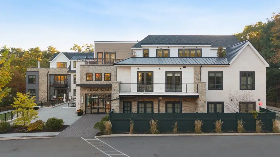 148 Weston Road #206, Wellesley, MA 02482 - #3