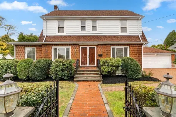 6 Burbank Rd, Medford, MA 02155