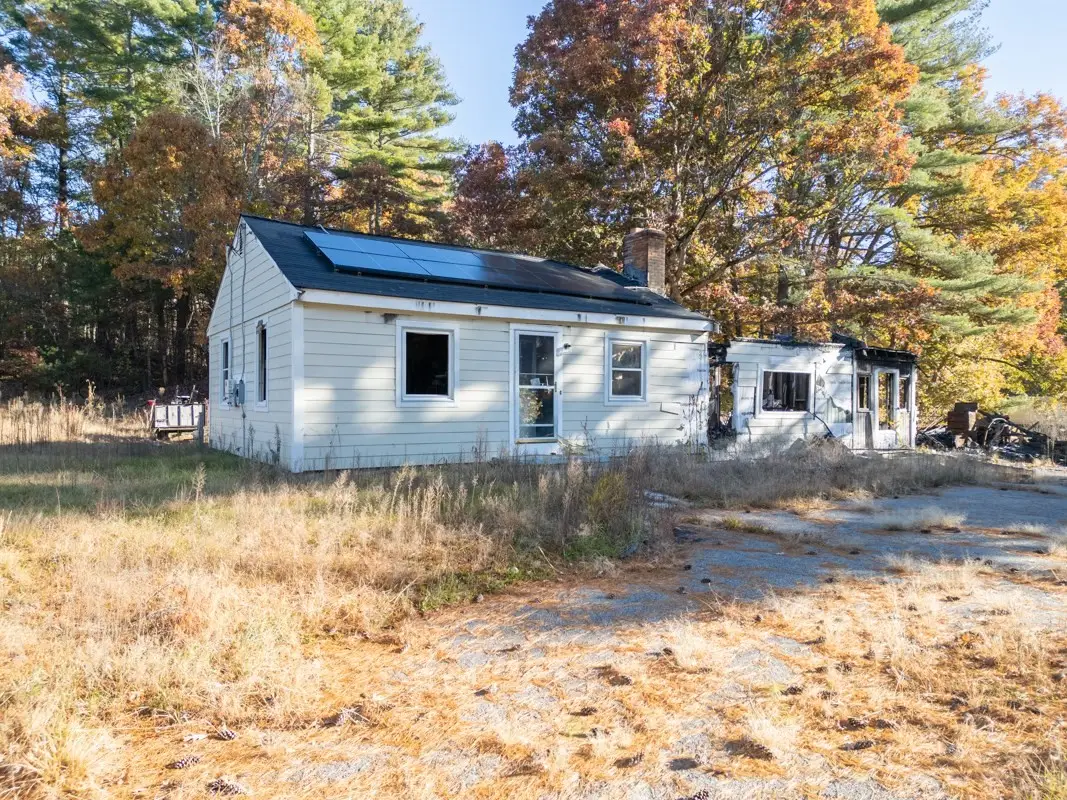 5 Burgess Rd, Townsend, MA 01469 - #1