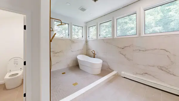 56 Cynthia Rd, Newton, MA 02459