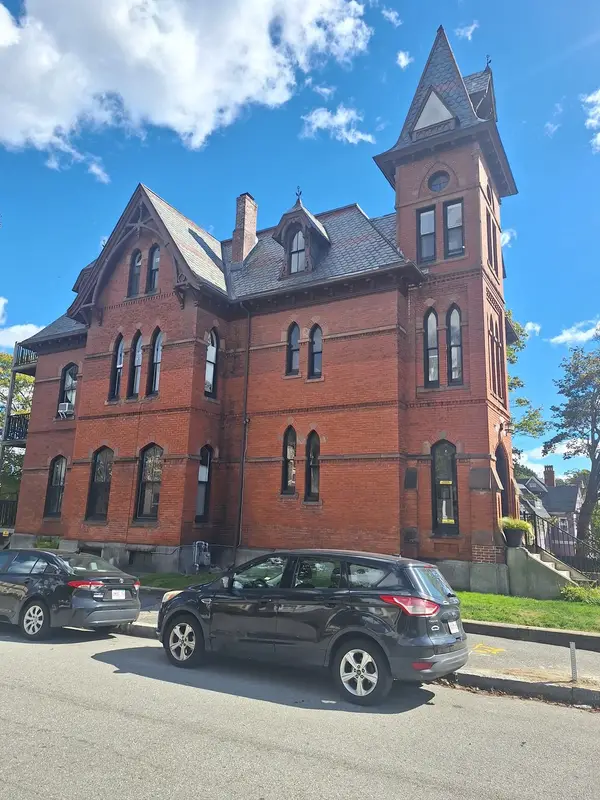 8 Claremont #1 A, Worcester, MA 01610