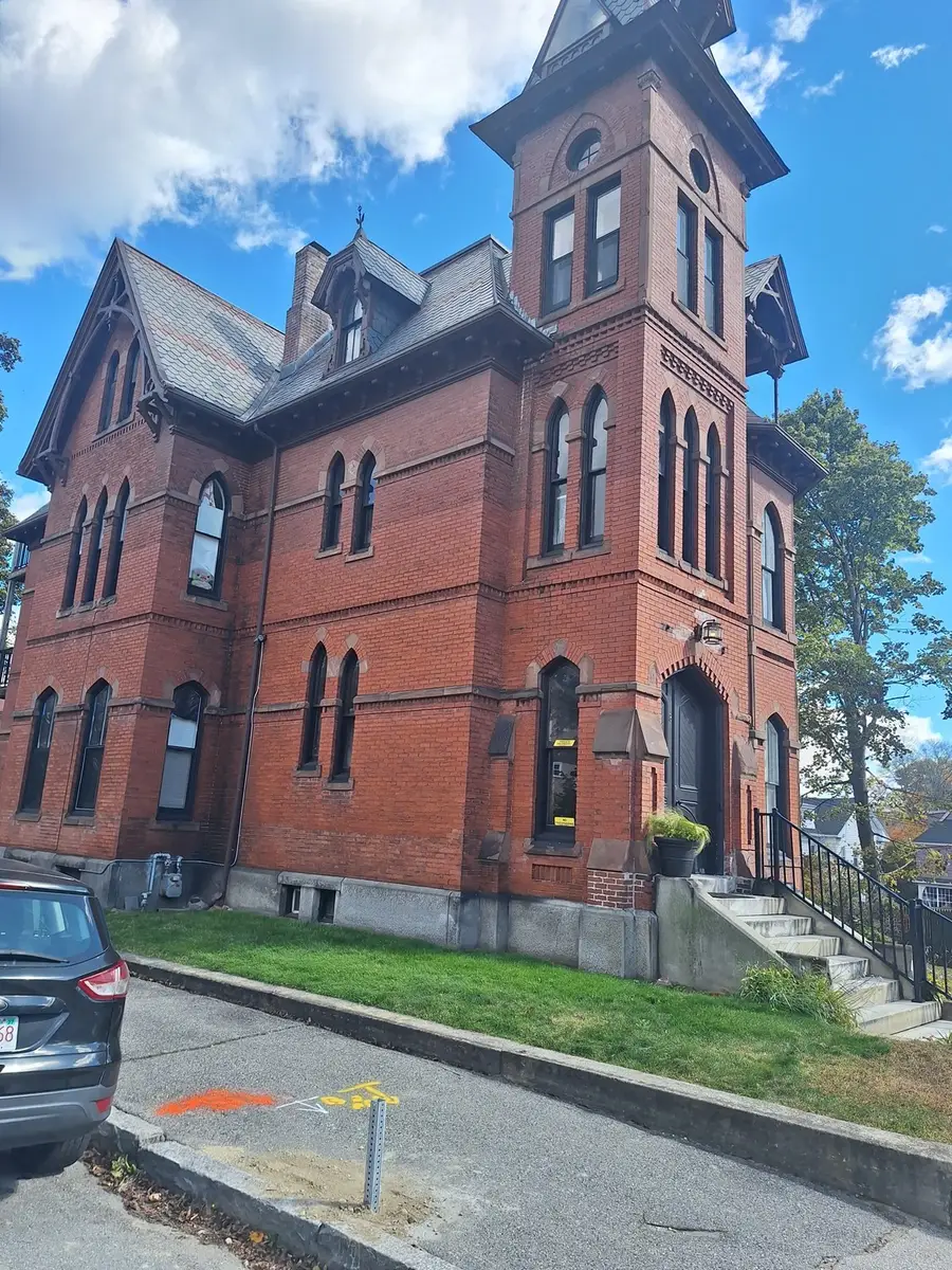 8 Claremont #1 A, Worcester, MA 01610 - #2