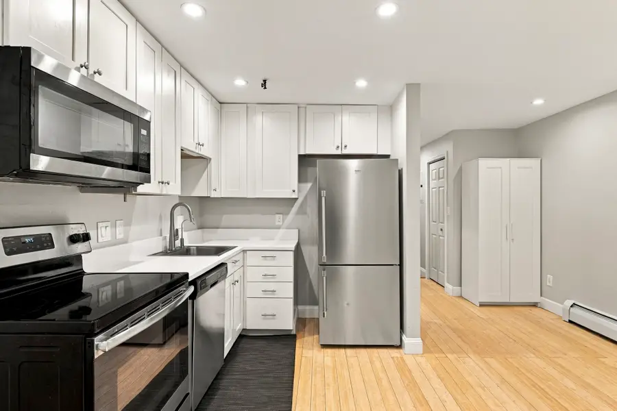25 Saint Stephen St #2, Boston, MA 02115 - #3