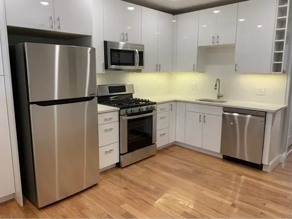 6 Shelby St #2, Boston, MA 02128