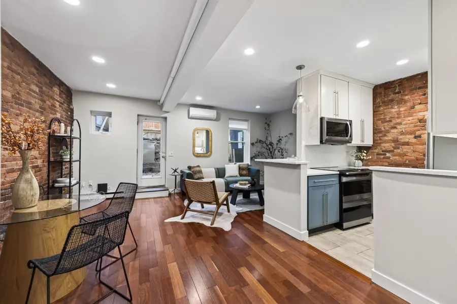 122 Chandler St #A, Boston, MA 02116 - #2