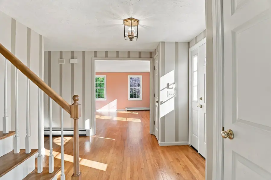 31 Linden Lane, Hanover, MA 02339 - #3