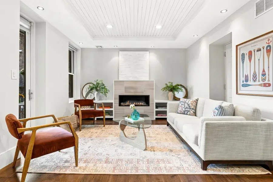 15 Warren Ave #3, Boston, MA 02116 - #2