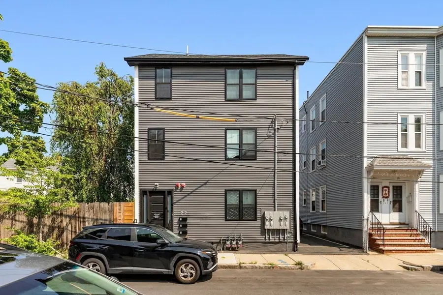 22 Hunting Street #3, Cambridge, MA 02141 - #3