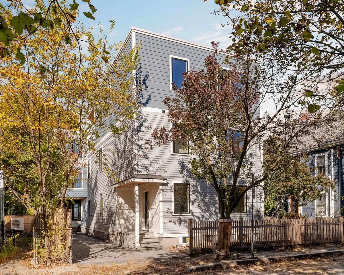 19 Acorn Street, Cambridge, MA 02139 - #1
